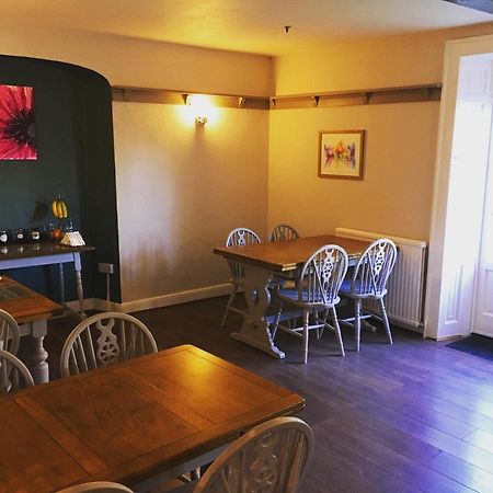The Greyhound Inn Bedale Dış mekan fotoğraf