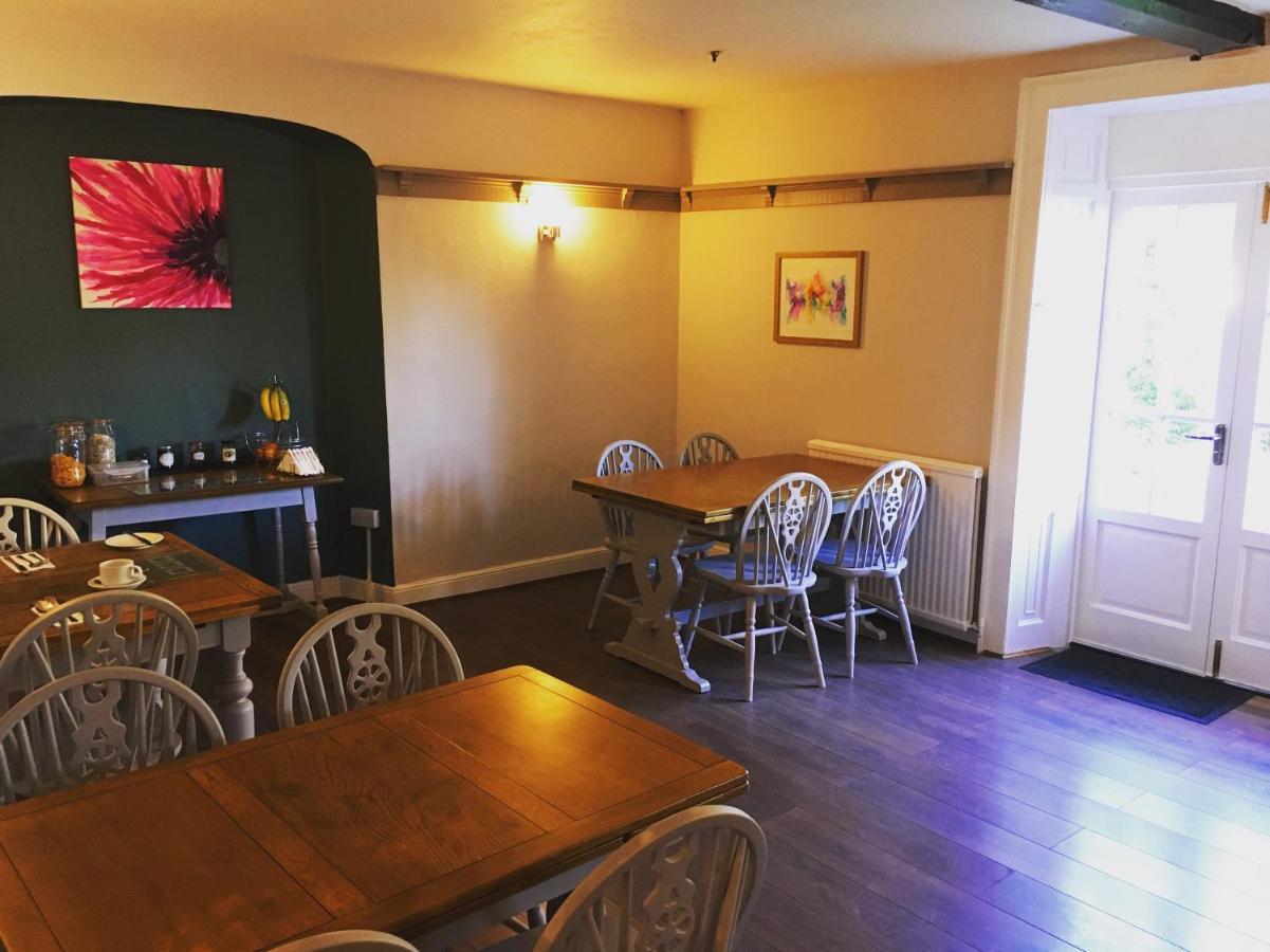 The Greyhound Inn Bedale Dış mekan fotoğraf
