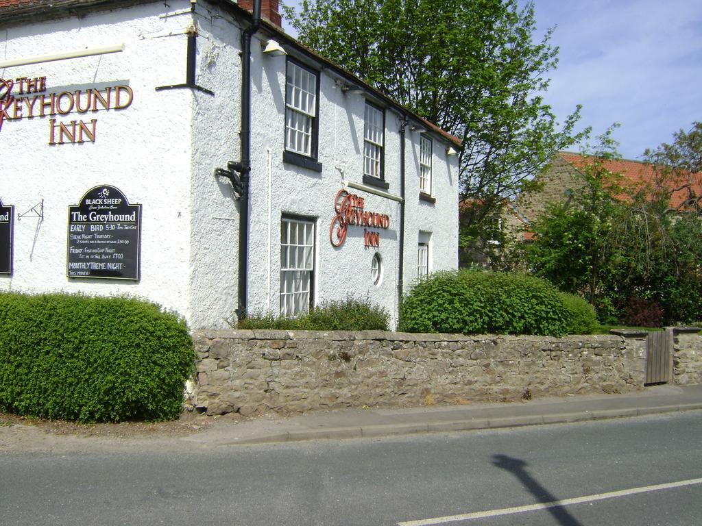 The Greyhound Inn Bedale Dış mekan fotoğraf