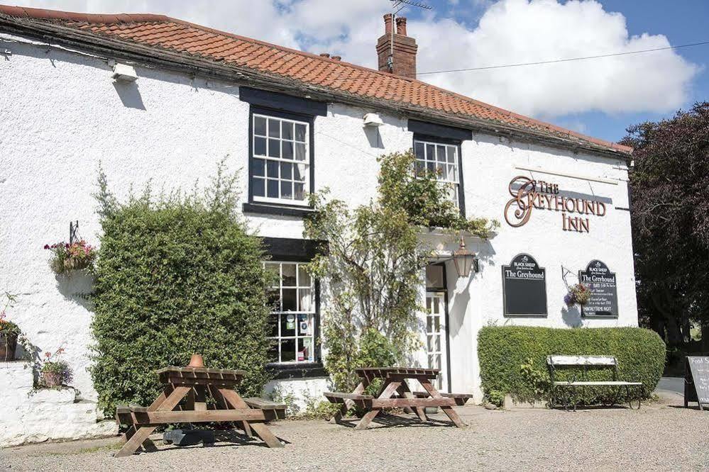 The Greyhound Inn Bedale Dış mekan fotoğraf